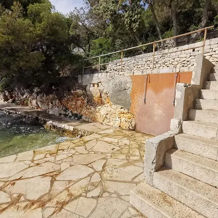 Apartment Stone *